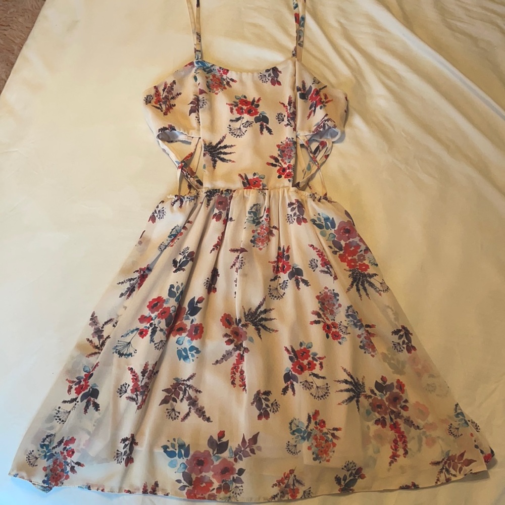 Light pink floral spaghetti strap cut out dress
